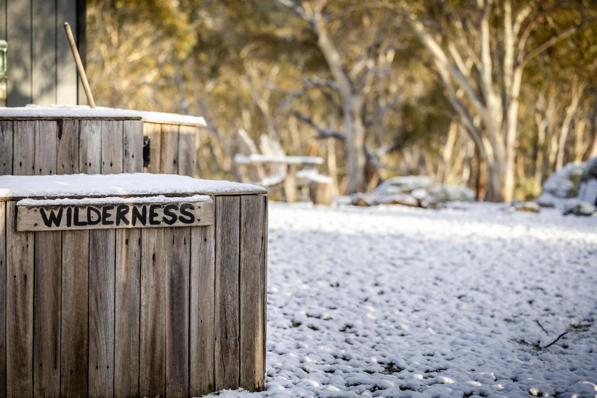Big Yard Escapes - Two Off-Grid Tiny Houses On The Mowamba River Jindabyne Exterior foto
